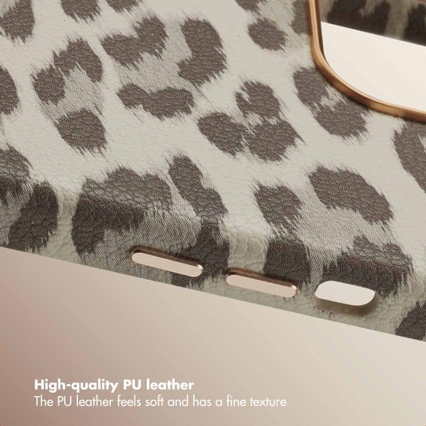 Selencia Sabi Back Cover Panther Print with MagSafe Apple iPhone 15 - Soft Ivory