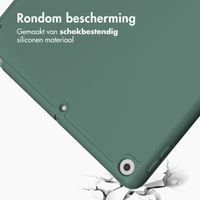 Accezz Smart Silicone Bookcase Apple iPad 9 (2021) 10.2 inch / iPad 8 (2020) 10.2 inch / iPad 7 (2019) 10.2 inch - Donkergroen