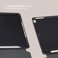 Selencia Vivid tablethoes Apple iPad 6 (2018) 9.7 inch / iPad 5 (2017) 9.7 inch - Wild Leo