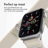 imoshion Nylon Trail bandje Apple Watch Series 1 t/m 10 / SE / Ultra (2) (44/45/46/49 mm) - Sterrenlicht