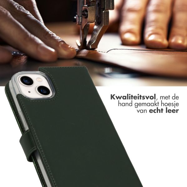 Selencia Echt Lederen Bookcase iPhone 14 Plus - Groen