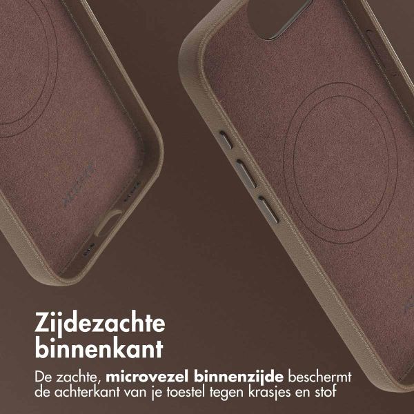 Accezz MagSafe Leather Backcover Apple iPhone 16e - Coffee Brown