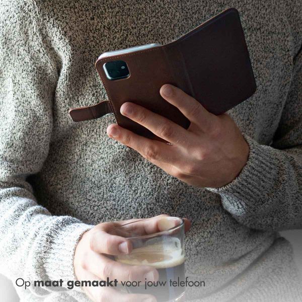 Selencia Echt Leren Bookcase iPhone 11 Pro Max - Bruin