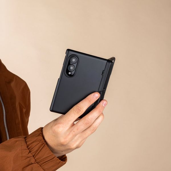 imoshion Color Backcover met Stand Samsung Galaxy Z Fold 8 - Zwart