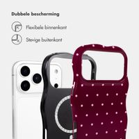 Selencia Vivid Wavy Backcover met MagSafe Apple iPhone 18 Pro Max / 17 Pro Max - Happy Dots Burgundy