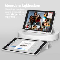 Accezz Smart Silicone Bookcase Apple iPad 6 (2018) 9.7 inch / iPad 5 (2017) 9.7 inch - Grijs