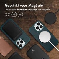 Accezz Vintage Leather Magsafe Backcover Apple iPhone 13 Pro - Smokey Green