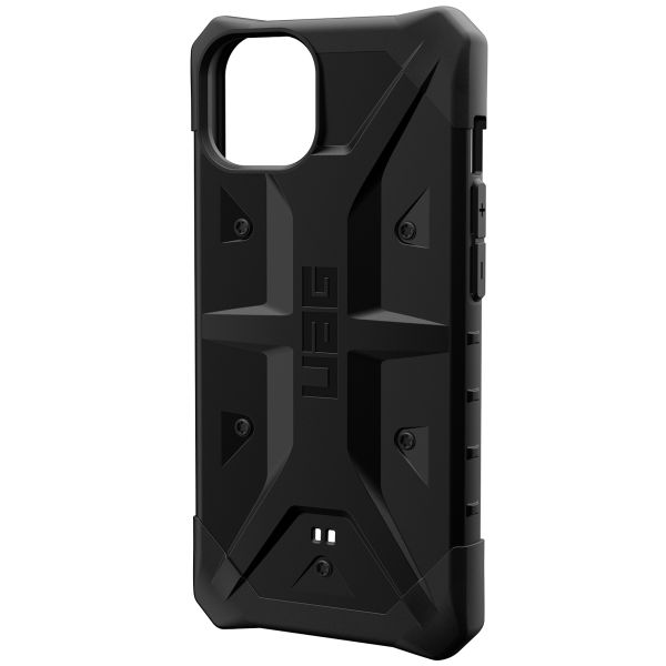 UAG Pathfinder Backcover iPhone 13 - Zwart