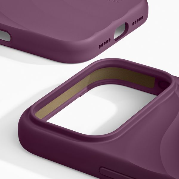 iDeal of Sweden Soft Swirl Silicone MagSafe Case Apple iPhone 17 Pro - Velvet Plum