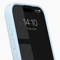 iDeal of Sweden Silicone Case met MagSafe Apple iPhone 16 - Light Blue