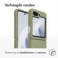Accezz Liquid Silicone Backcover met MagSafe Samsung Galaxy Z Flip 5 - Cooper Green