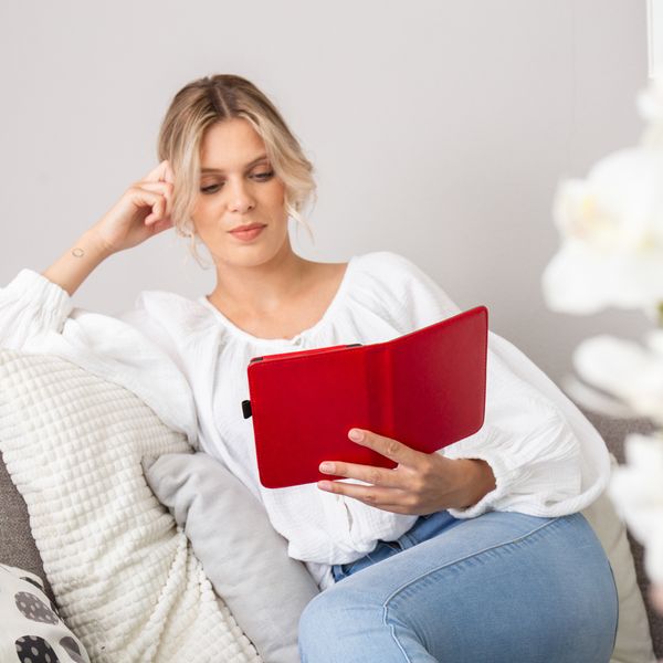 imoshion Vegan Leather Bookcase Kobo Clara HD - Rood