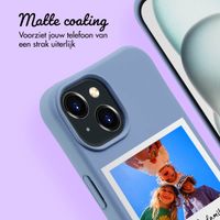 Gepersonaliseerd Color Backcover MagSafe met afneembaar koord en polaroid  iPhone 15 - Ash Blue