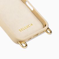 Selencia Rivièra MagSafe Backcover met afneembare haakjes Apple iPhone 16 Pro - Milky Latte