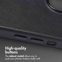 Accezz Leather Back Cover with MagSafe Apple iPhone 15 - Onyx Black