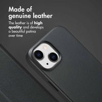 Accezz 2-in-1 Leather Bookcase with MagSafe Apple iPhone 15 - Onyx Black