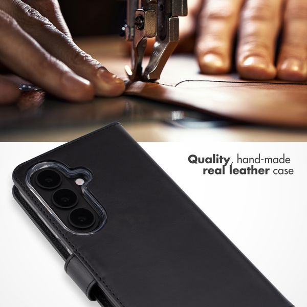 Selencia Genuine Leather Book Case Samsung Galaxy S26 Plus - Black