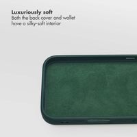 Selencia Olyn Detachable Bookcase with MagSafe Apple iPhone 16 Pro - Green