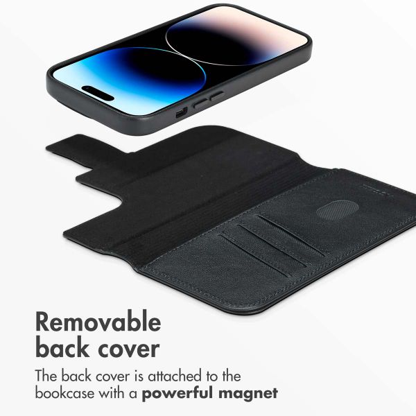 Accezz 2-in-1 Leather Bookcase with MagSafe Apple iPhone 14 Pro - Onyx Black