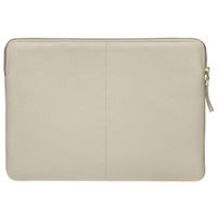 dbramante1928 Paris Sleeve - Laptop hoes 13 inch - Echt leer - MacBook Pro 13 inch / Air 13 inch - Sand Dune