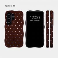 Selencia Vivid Wavy Back Cover with MagSafe Samsung Galaxy S26 Ultra - Happy Dots Chocolate