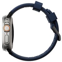 Nomad Rugged band FKM Apple Watch Series 1 t/m 11 / SE / Ultra (44/45/46/49 mm) - Zwart / Blauw