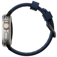 Nomad Rugged band FKM Apple Watch Series 1 t/m 10 / SE / Ultra (2) (44/45/46/49 mm) - Zwart/Blauw