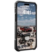 UAG Monarch Pro Backcover Apple iPhone 15 Plus - Carbon Fiber