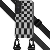 Selencia Siliconen design hoesje met afneembaar koord Samsung Galaxy S22 - Irregular Check Black