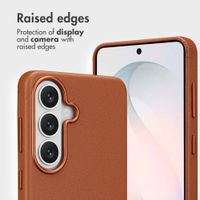 Accezz 2-in-1 Leather Bookcase with MagSafe Samsung Galaxy S26 - Sienna Brown