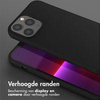 Selencia Siliconen hoesje met afneembaar koord iPhone 13 Pro Max - Zwart