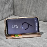 Accezz Wallet Softcase Bookcase Apple iPhone 11 Pro - Goud