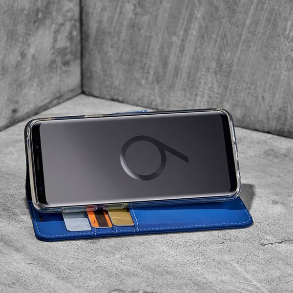 Accezz Wallet Softcase Bookcase Apple iPhone 11 Pro Max - Blauw