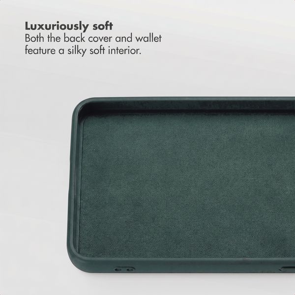 Selencia Olyn Detachable Bookcase with MagSafe Samsung Galaxy S26 Plus - Green