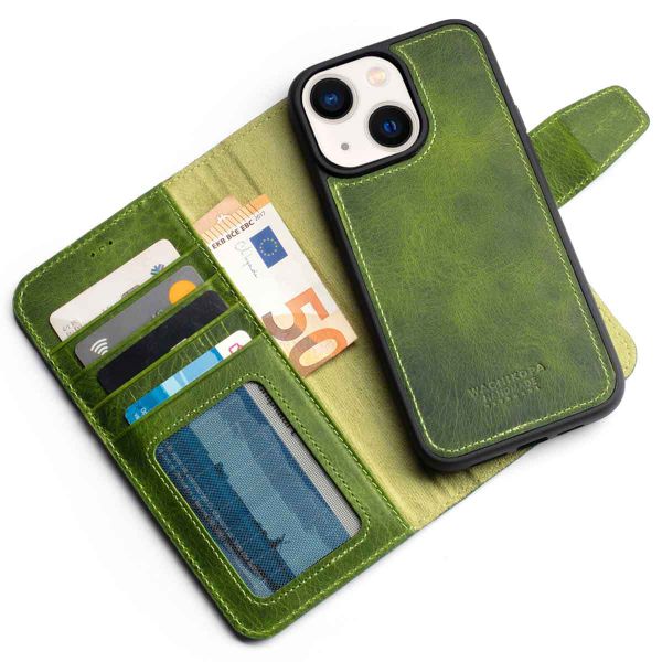 Wachikopa Magic Bookcase 2-in-1 iPhone 13 - Forest Green