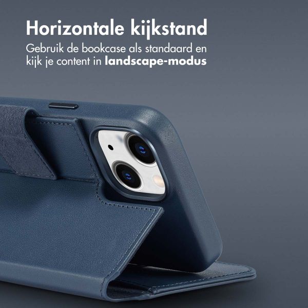 Accezz Leather Bookcase 2-in-1 met MagSafe Apple iPhone 14 - Nightfall Blue