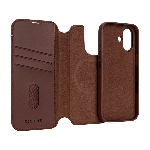 Decoded 2 in 1 Leather Detachable Wallet MagSafe Apple iPhone 17 - Chocolate Brown