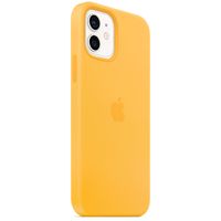 Apple Silicone Backcover MagSafe Apple iPhone 12 (Pro) - Sunflower