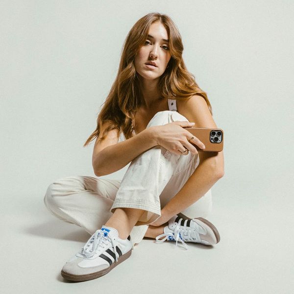 Nomad Modern Leather Case met MagSafe Apple iPhone 16 Pro Max - English Tan