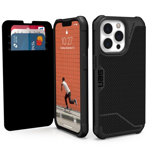 UAG Metropolis Bookcase iPhone 13 - Kevlar Black