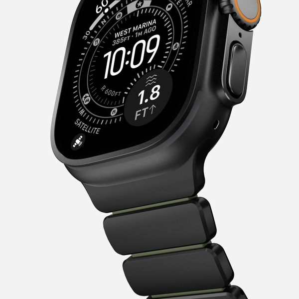 Nomad Stratos Band Apple Watch | 44/45/46/49 mm - Forest Green / Black Titanium