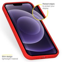 Accezz Liquid Silicone Backcover iPhone 13 - Rood