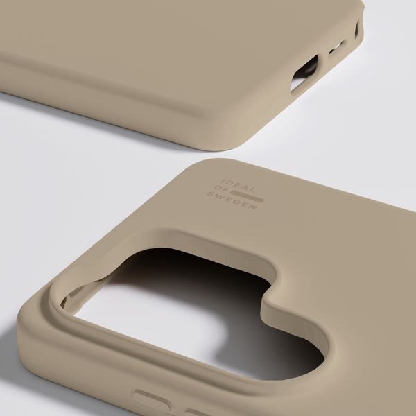 iDeal of Sweden Silicone Case met MagSafe Samsung Galaxy S26 Ultra - Beige