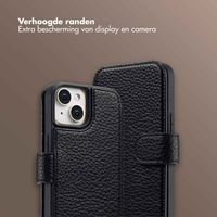 Selencia Riva Bookcase met MagSafe en Koord Apple iPhone 15 - Zwart