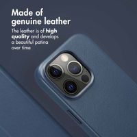 Accezz 2-in-1 Leather Bookcase with MagSafe Apple iPhone 15 Pro - Nightfall Blue