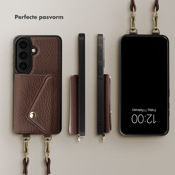 Selencia Sera Telefoonhoes met Koord en Envelop Pashouder Samsung Galaxy S26 - Chocolate Brown