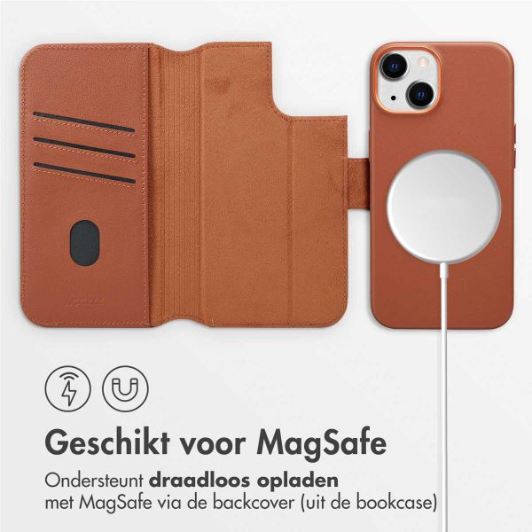 Accezz Leather Bookcase 2-in-1 met MagSafe iPhone 14 - Sienna Brown