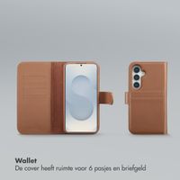 Selencia Olyn Uitneembare Bookcase met MagSafe Samsung Galaxy S24 / S25 - Bruin