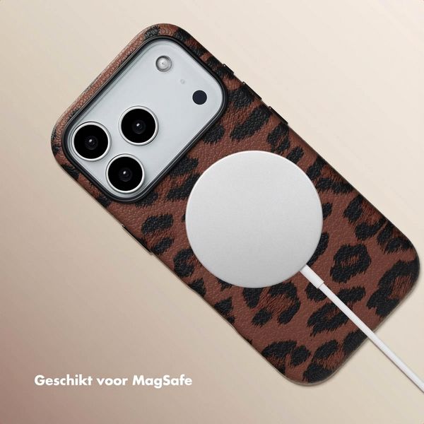Selencia Sabi Backcover Panterprint met MagSafe Apple iPhone 17 Pro - Mocha Brown