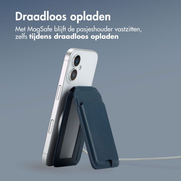 Accezz Leren Wallet met standaard - Geschikt voor MagSafe en Qi2 - Nightfall Blue